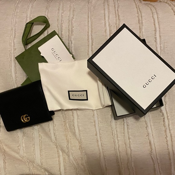 Authentic Gucci wallet - Picture 6 of 6